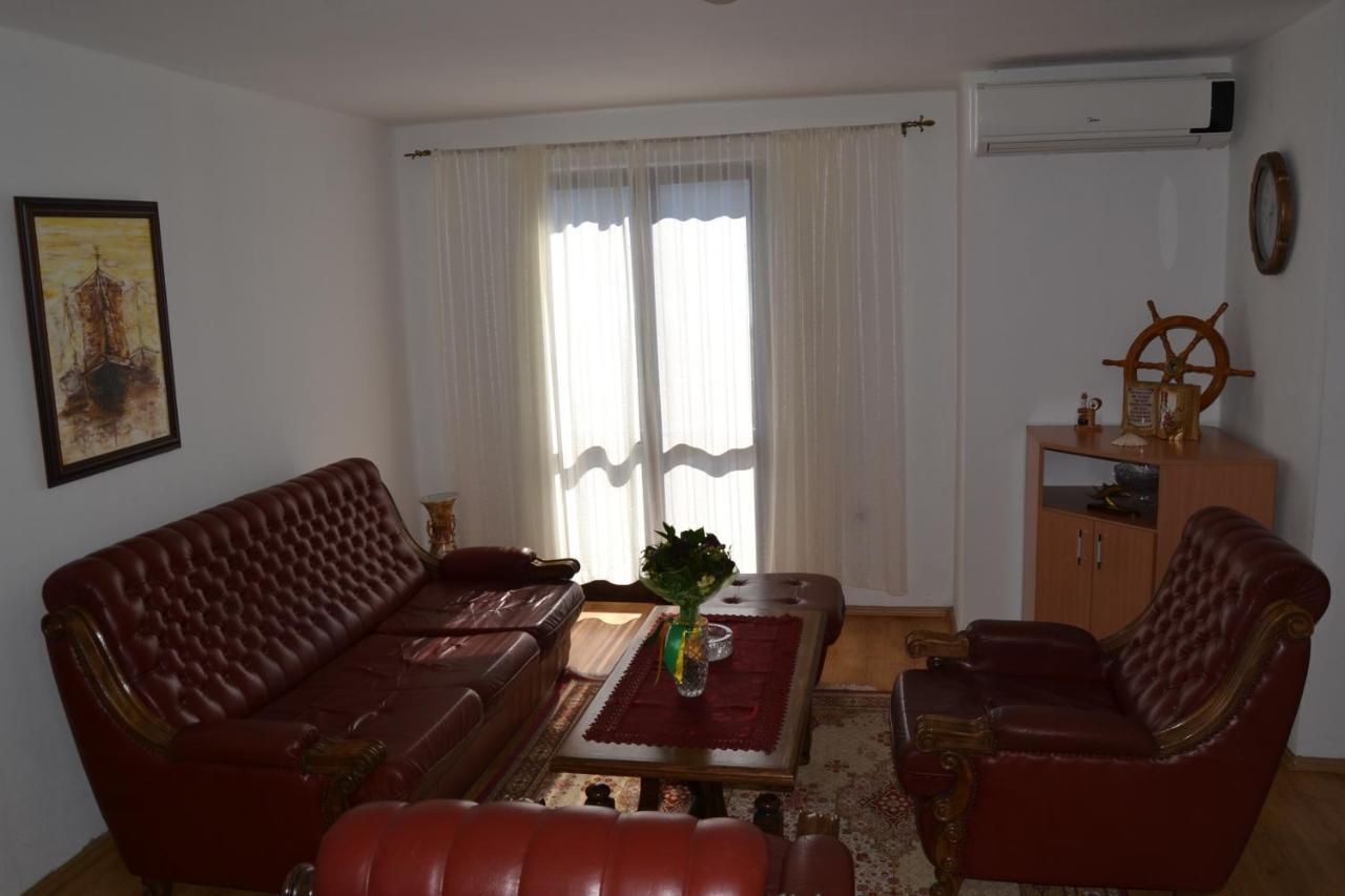Apartments Dobrisa コトル エクステリア 写真