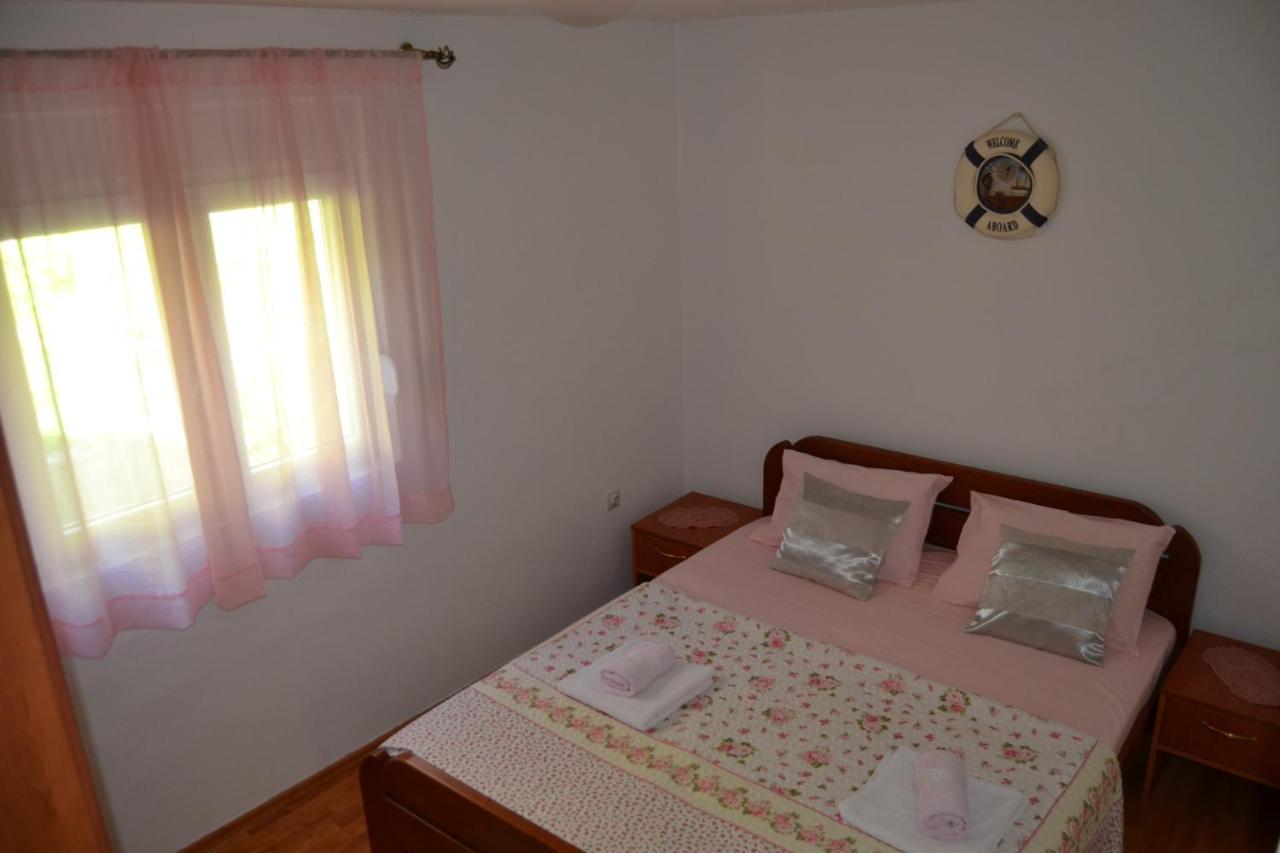 Apartments Dobrisa コトル エクステリア 写真