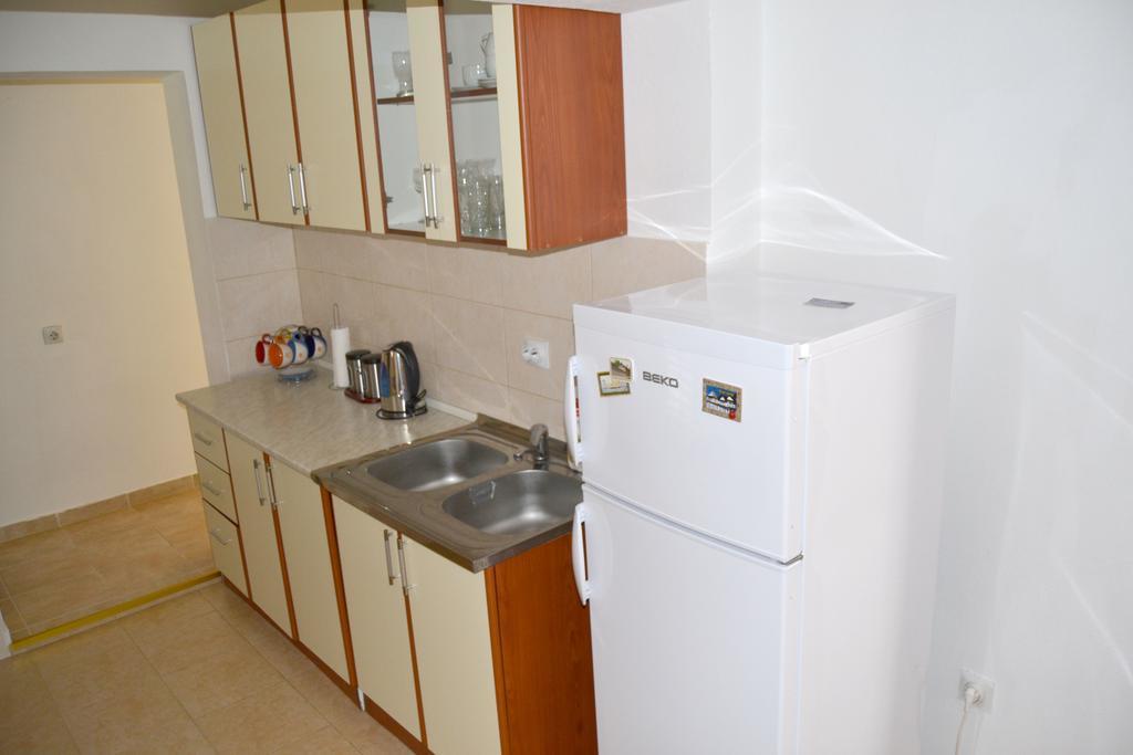 Apartments Dobrisa コトル エクステリア 写真